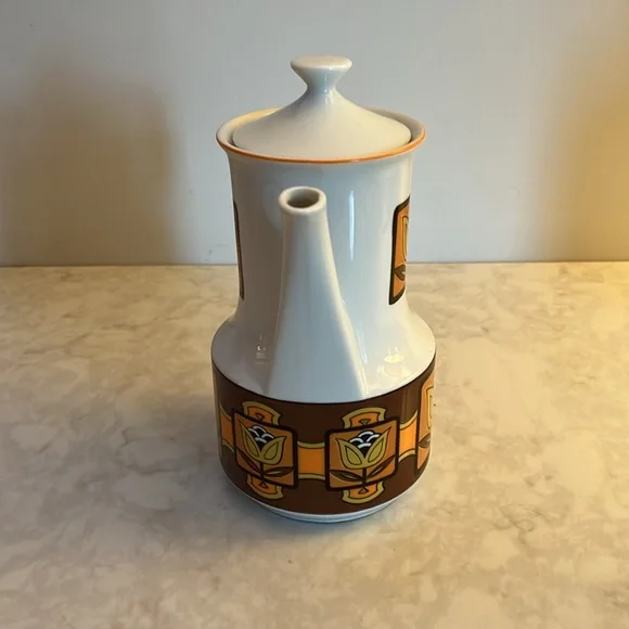 v i n t a g e :: 60s Midcentury Modern MCM Large Coffee Tea Pot chocolate pot - Picture 2 of 11